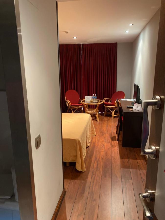 Hostal Royal Almorox Εξωτερικό φωτογραφία