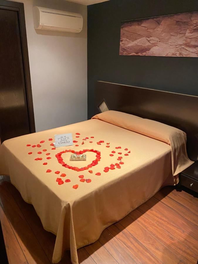 Hostal Royal Almorox Εξωτερικό φωτογραφία