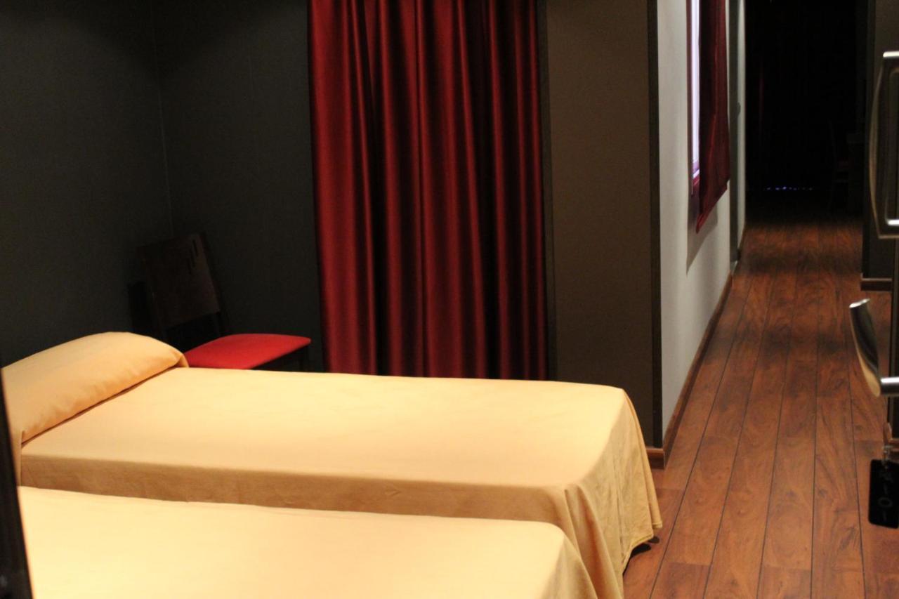 Hostal Royal Almorox Εξωτερικό φωτογραφία