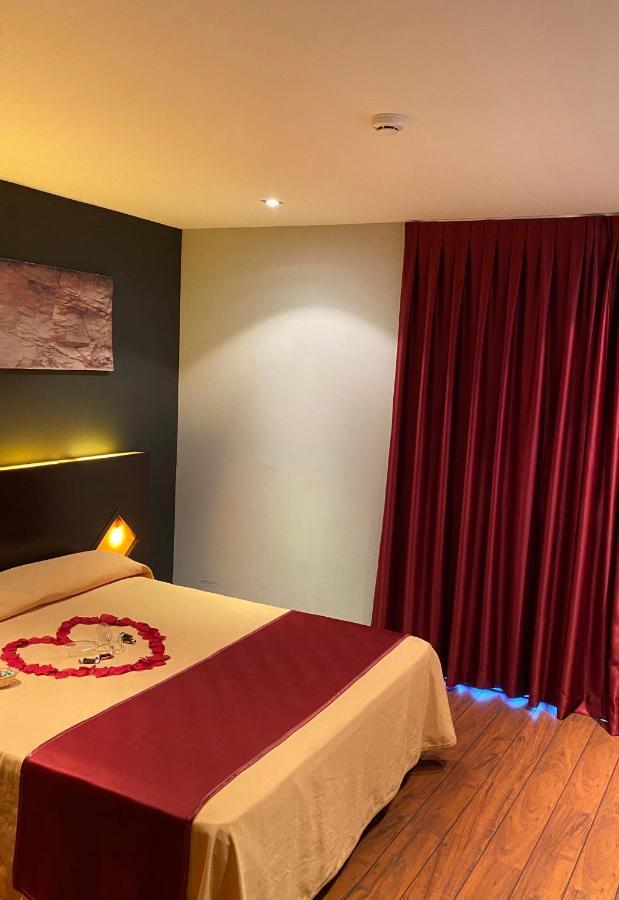 Hostal Royal Almorox Εξωτερικό φωτογραφία